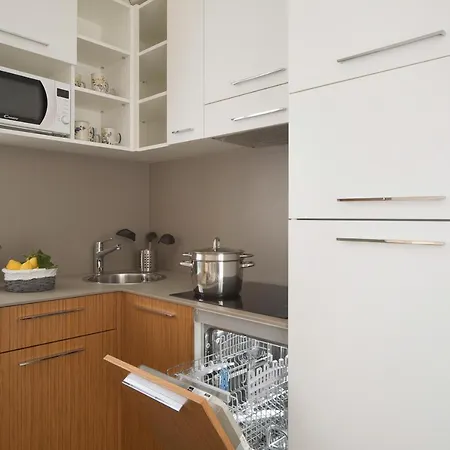 アパートホテル Free Parking ライグエーリア