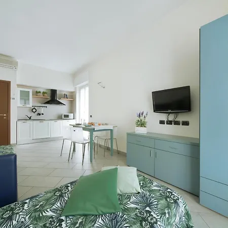 Free Parking 3* Laigueglia