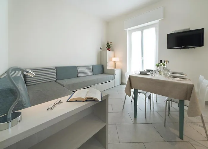 Free Parking 3* Laigueglia