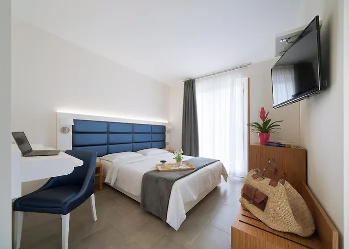 Free Parking Apartahotel Laigueglia